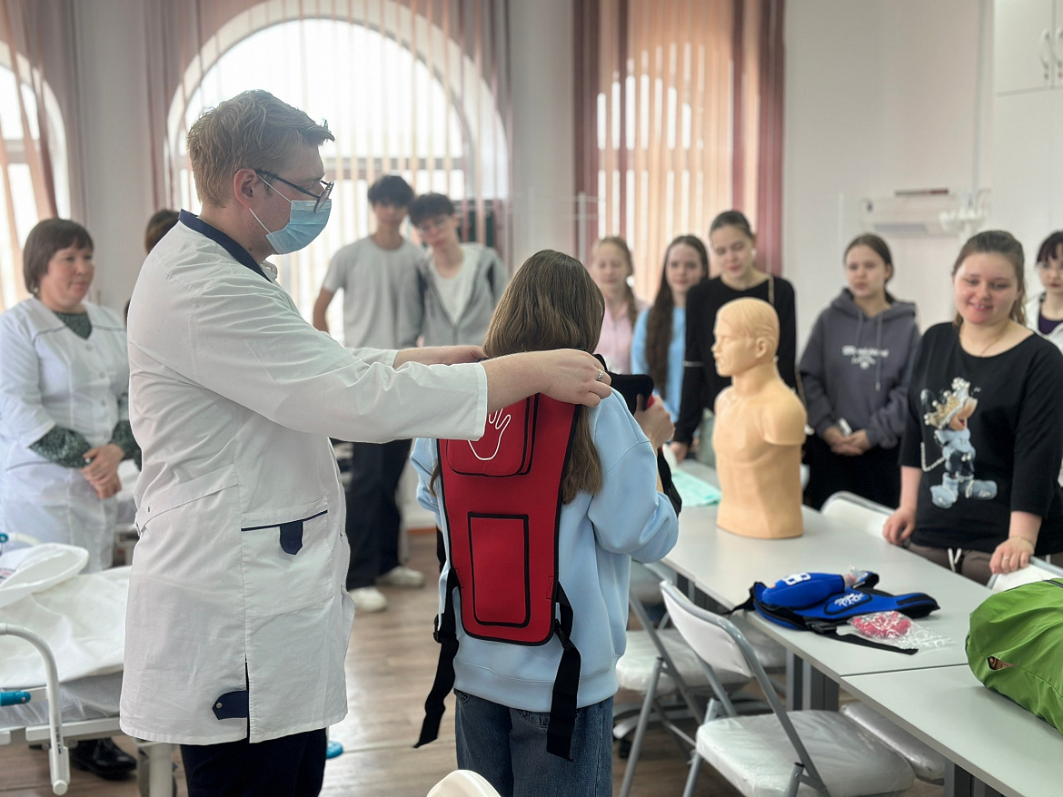 В Саткинском медицинском колледже прошёл Единый день открытых дверей