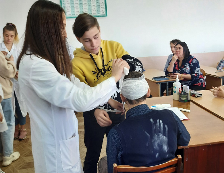 «Парад профессий» для учеников 9 классов